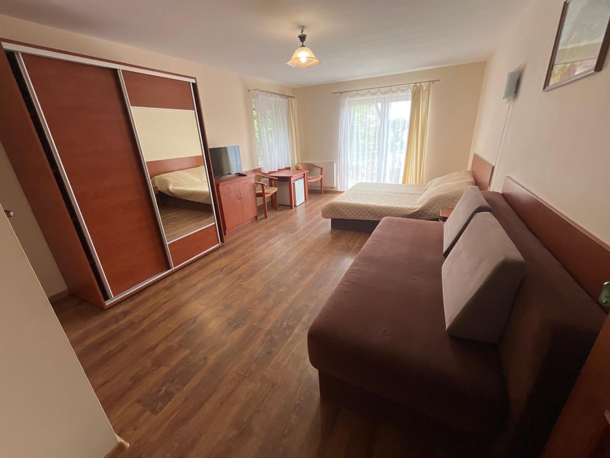 Hotel Dom Muszelka à Krynica Morska Extérieur photo