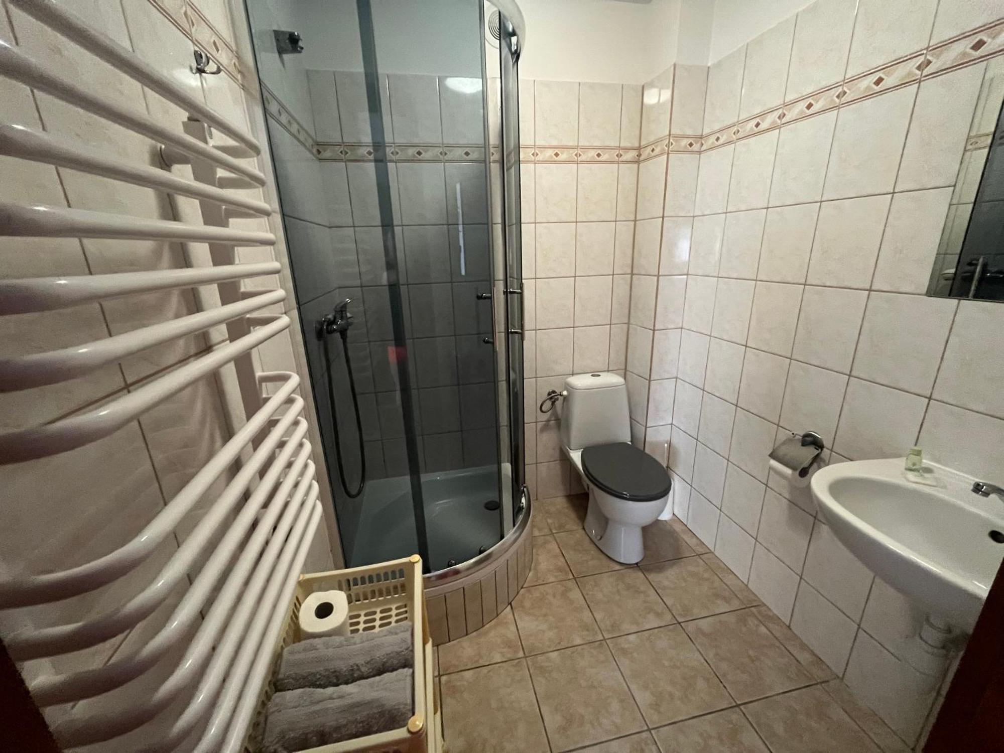 Hotel Dom Muszelka à Krynica Morska Extérieur photo