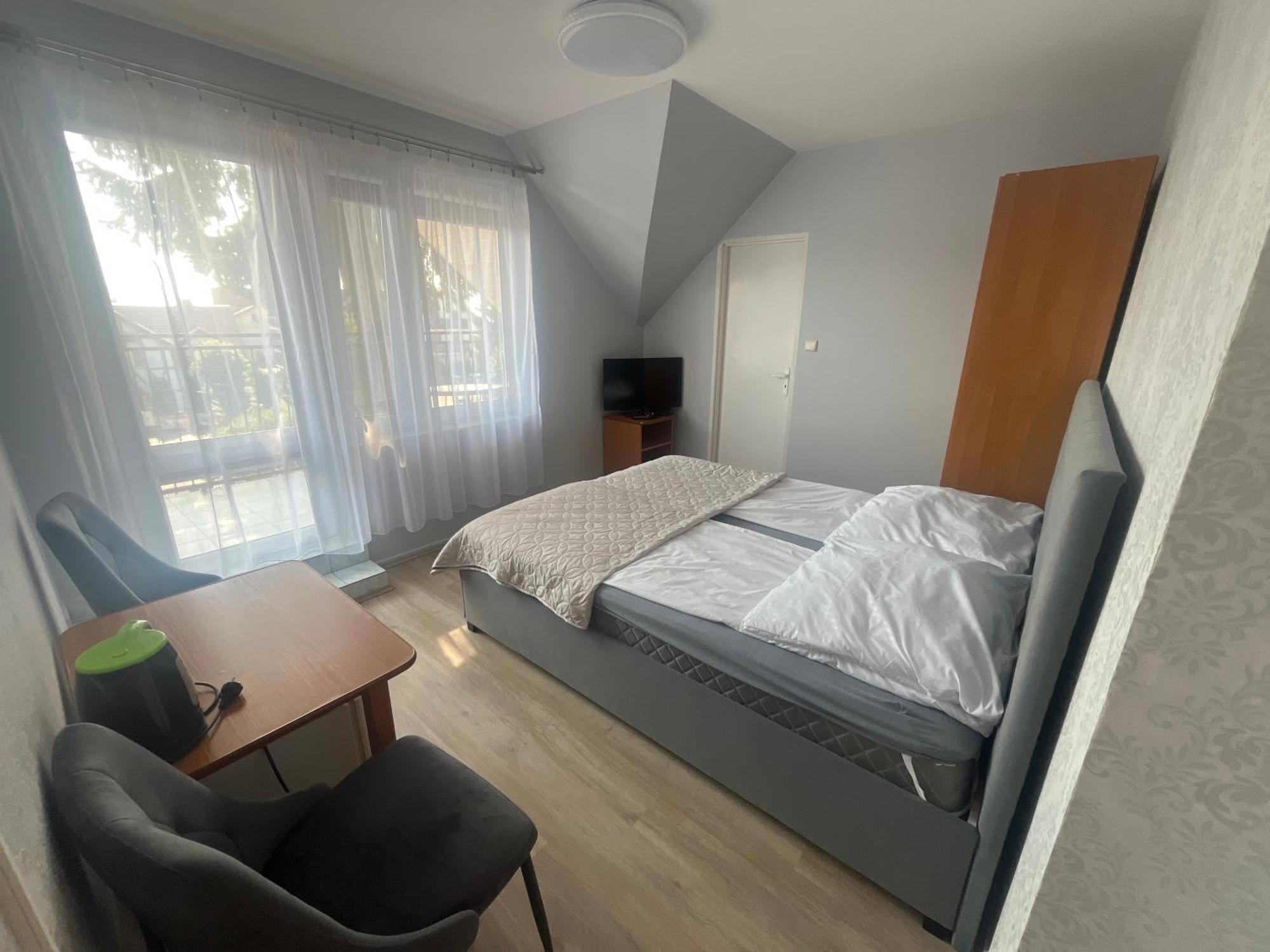 Hotel Dom Muszelka à Krynica Morska Extérieur photo